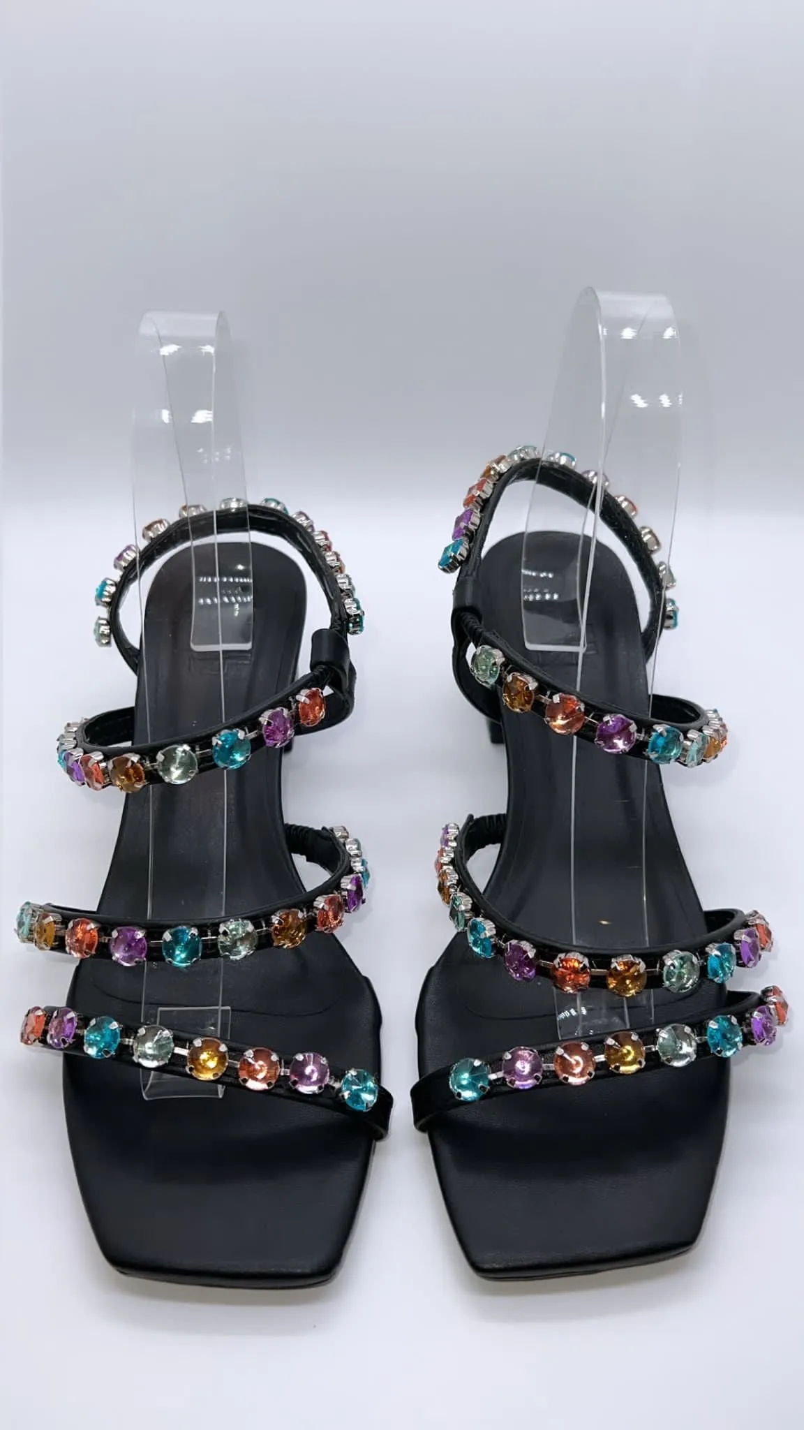 Bfb Shoes - Block Heel Sandal w/ Colored St