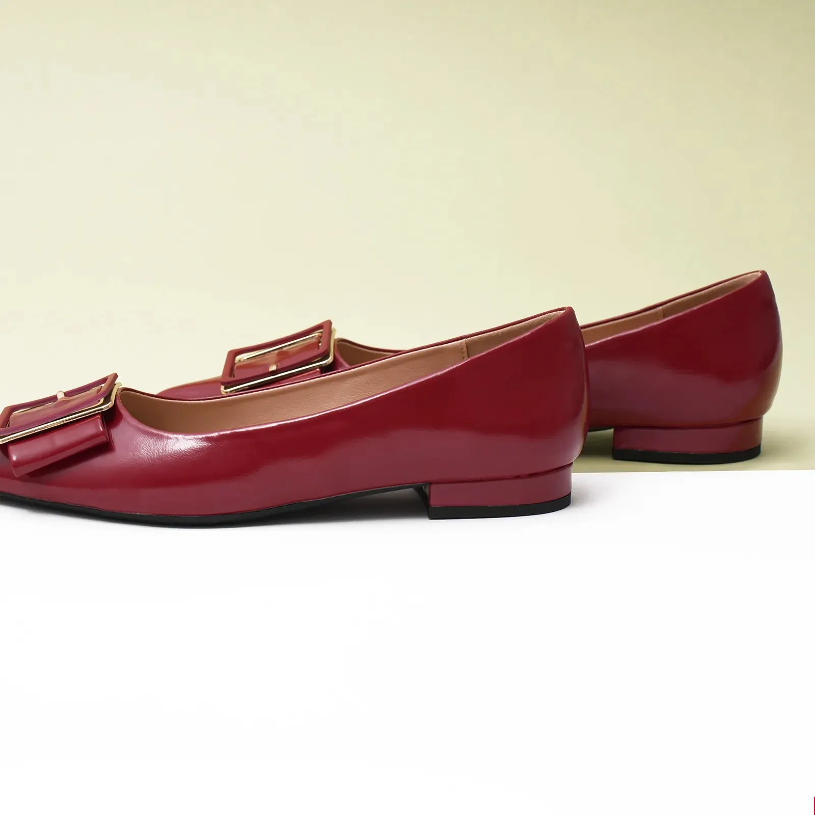 Square Buckled Elegant Flats