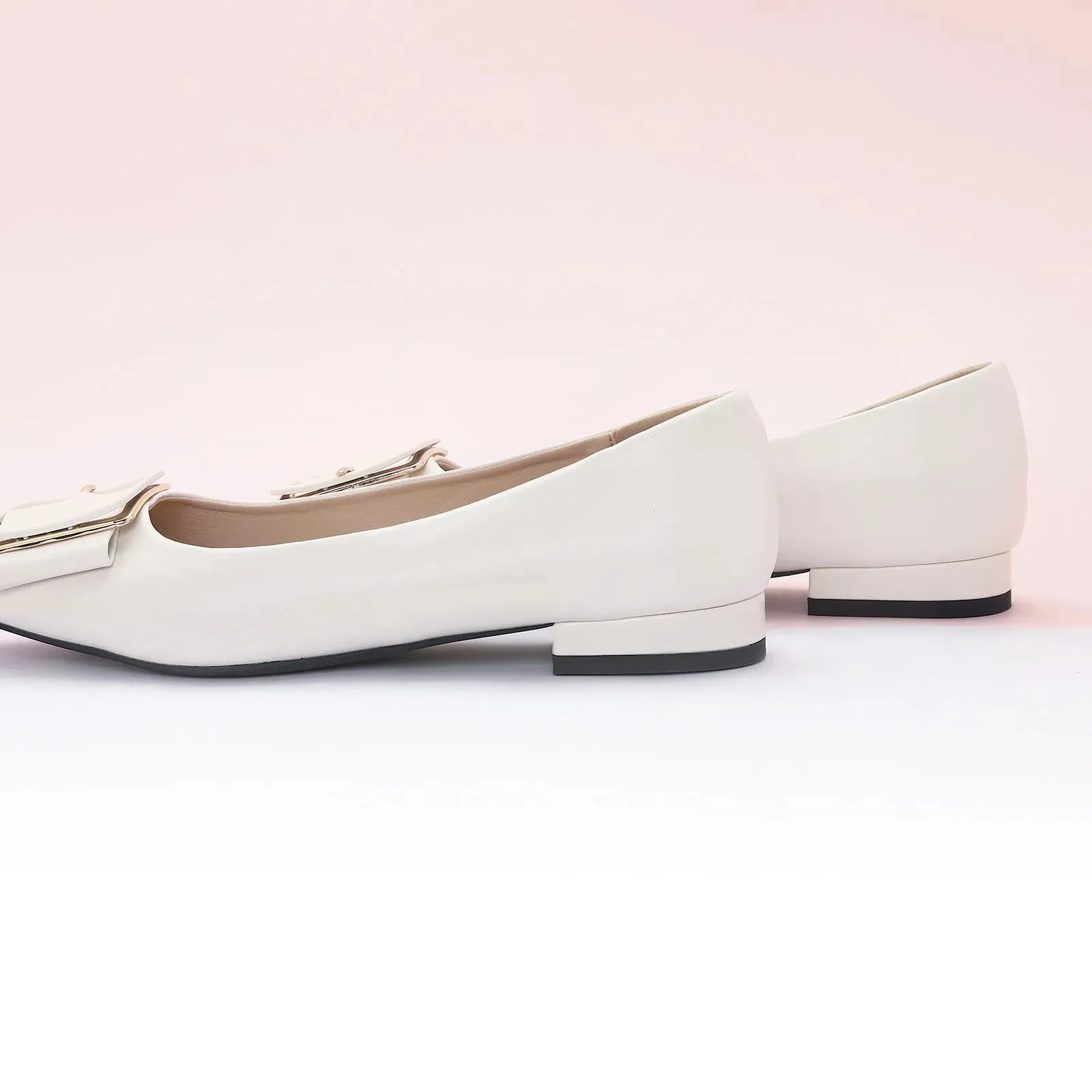 Square Buckled Elegant Flats