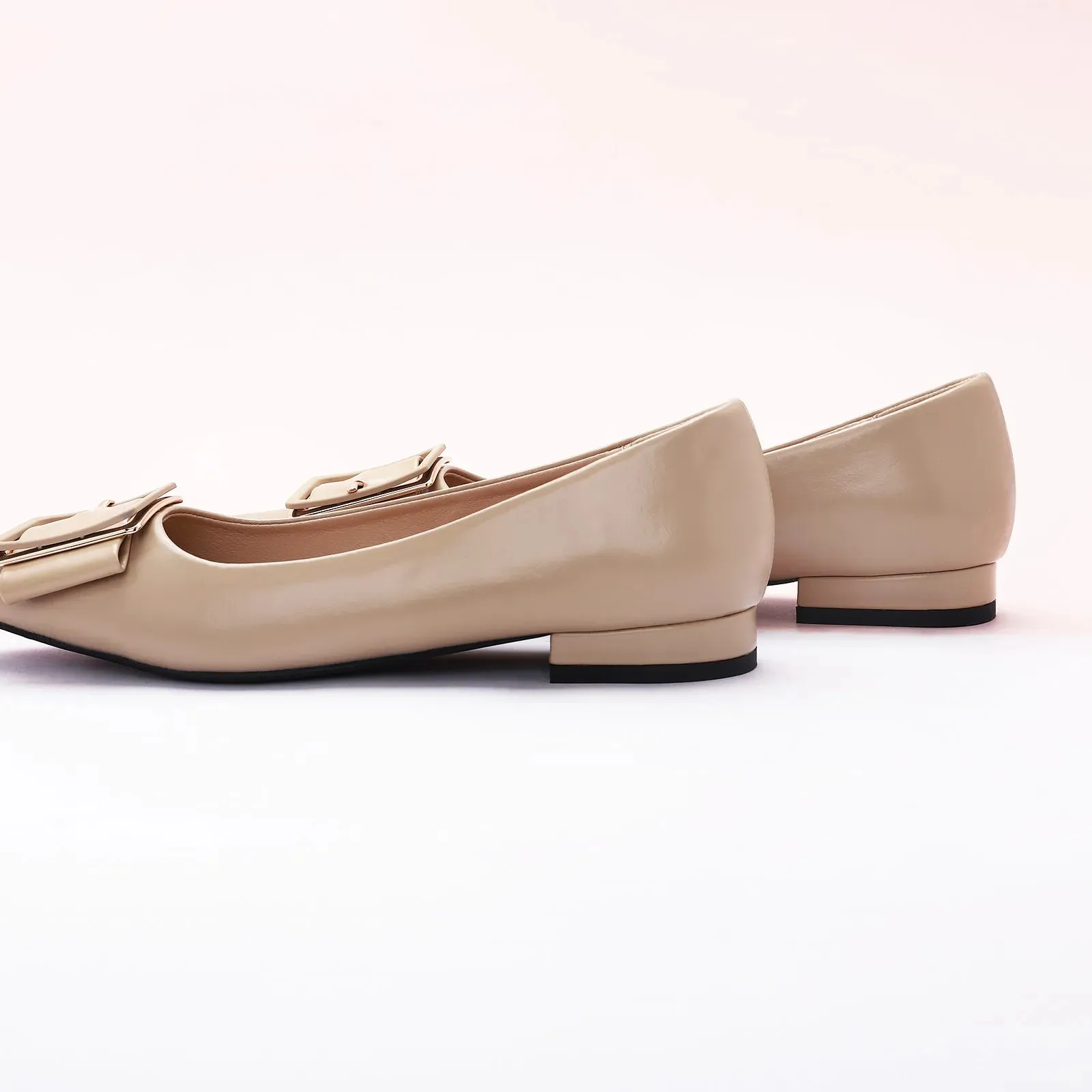 Square Buckled Elegant Flats