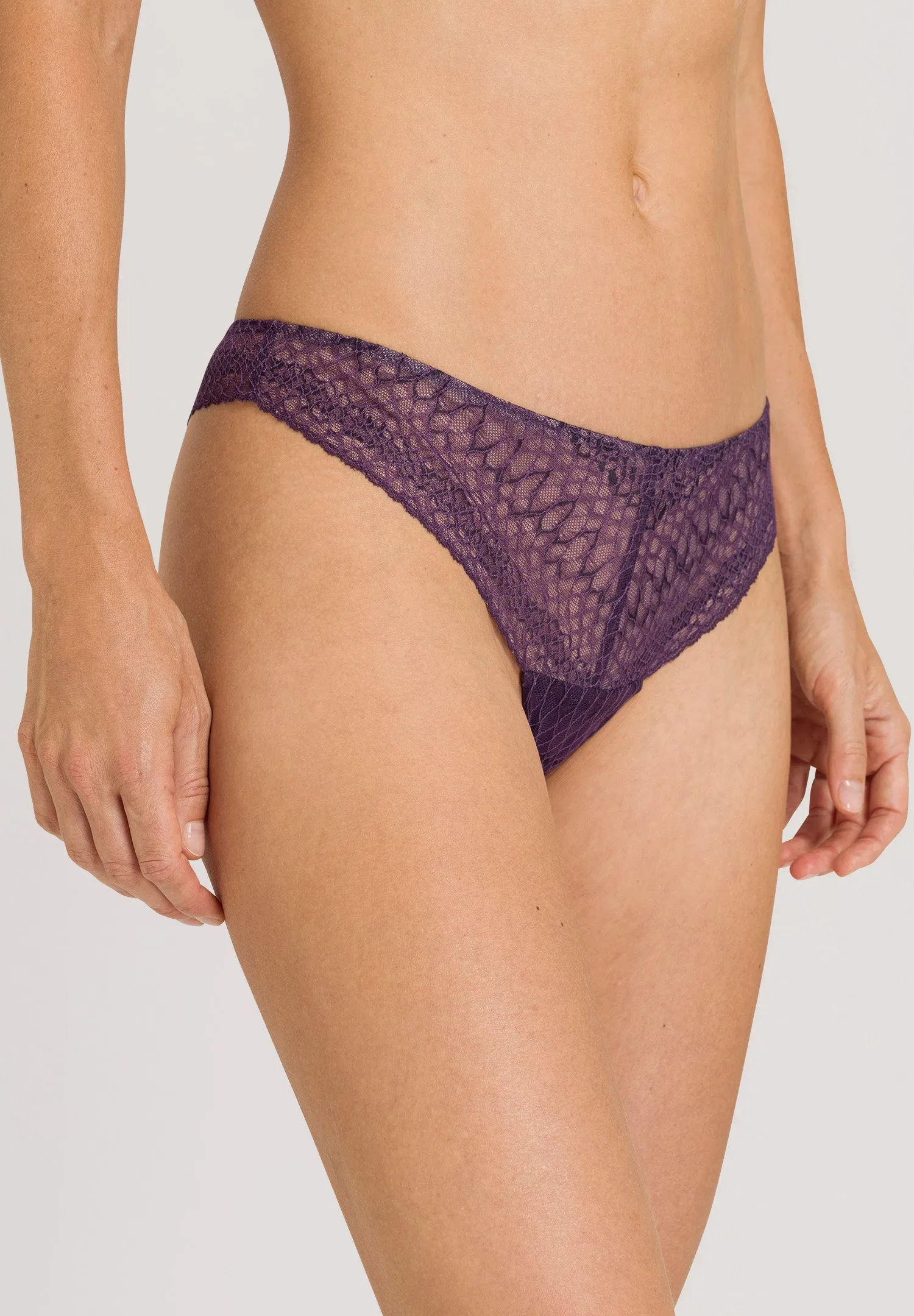 Thalie Thong | Animal Lace Boysenberry 72942-2376