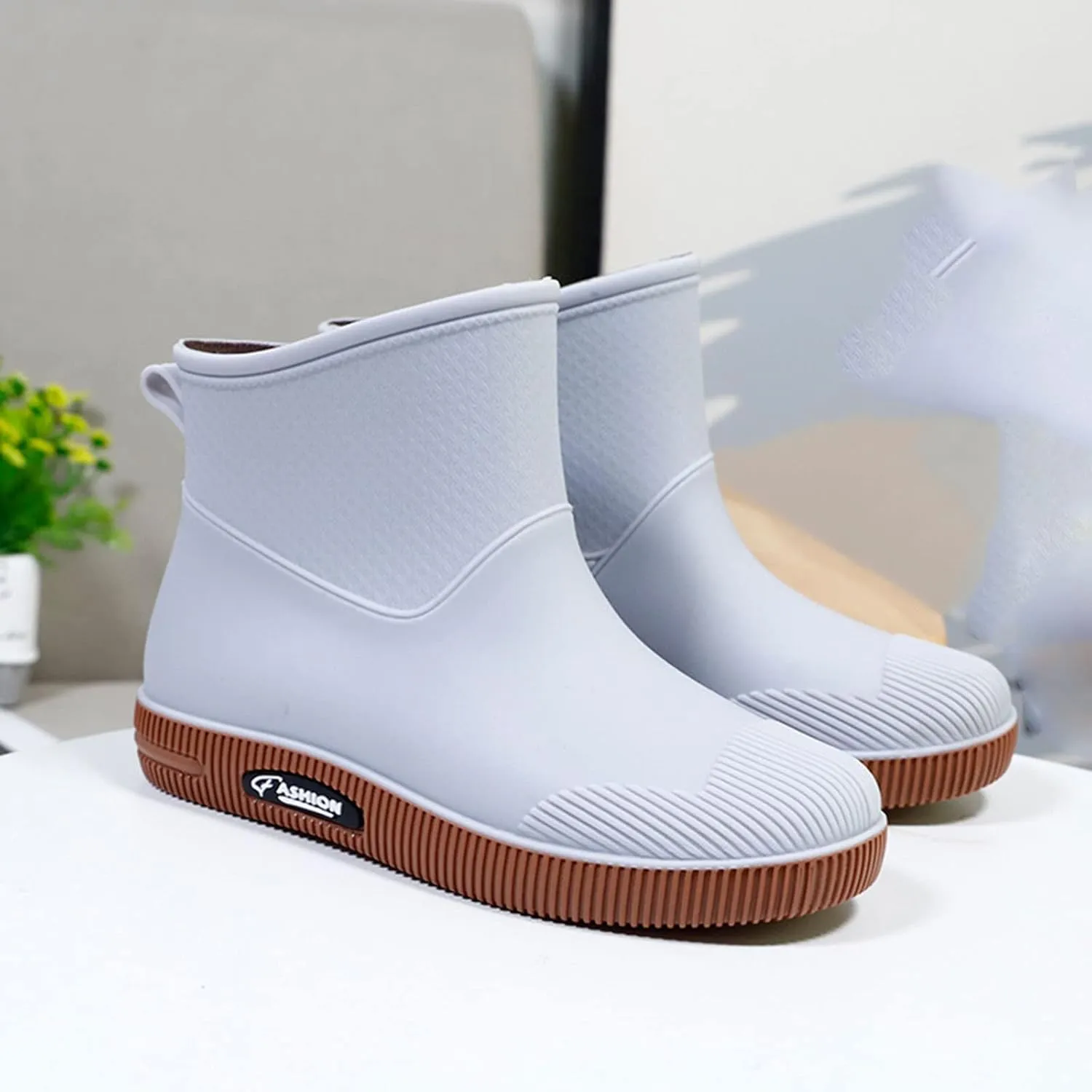 Wide Rainboots Boots Womens Waterproof Non-Slip Rubber Ankle Boots Rain Boots Waterproof Short Garden Boots